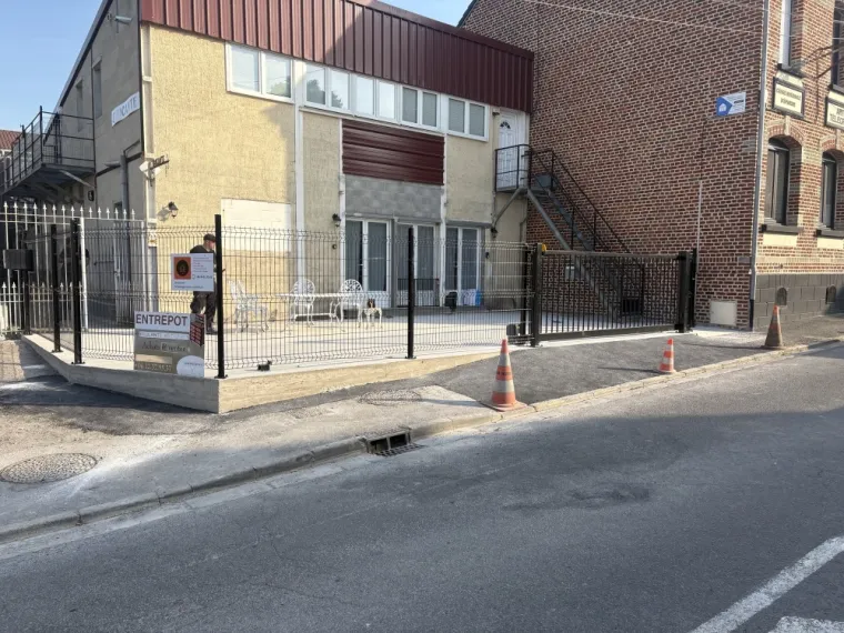 création d'un espace extérieur sécurisé sur la commune de ARTRES, Landrecies, Jacquinet Aménagements Extérieurs