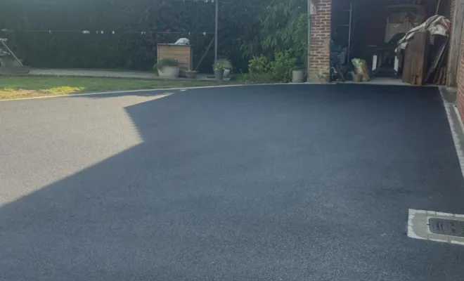 pose d'enrobé sur la commune de La Groise, Landrecies, Jacquinet Aménagements Extérieurs