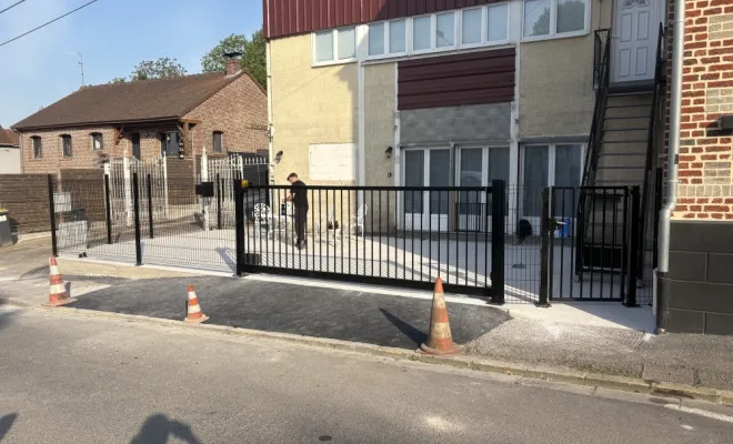 création d'un espace extérieur sécurisé sur la commune de ARTRES, Landrecies, Jacquinet Aménagements Extérieurs